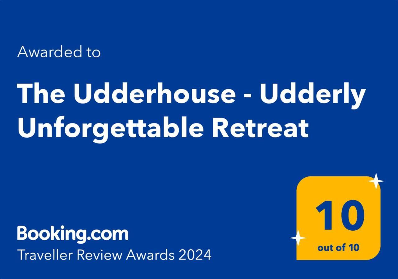 The Udderhouse - Udderly Unforgettable Retreat Villa Donyatt ภายนอก รูปภาพ