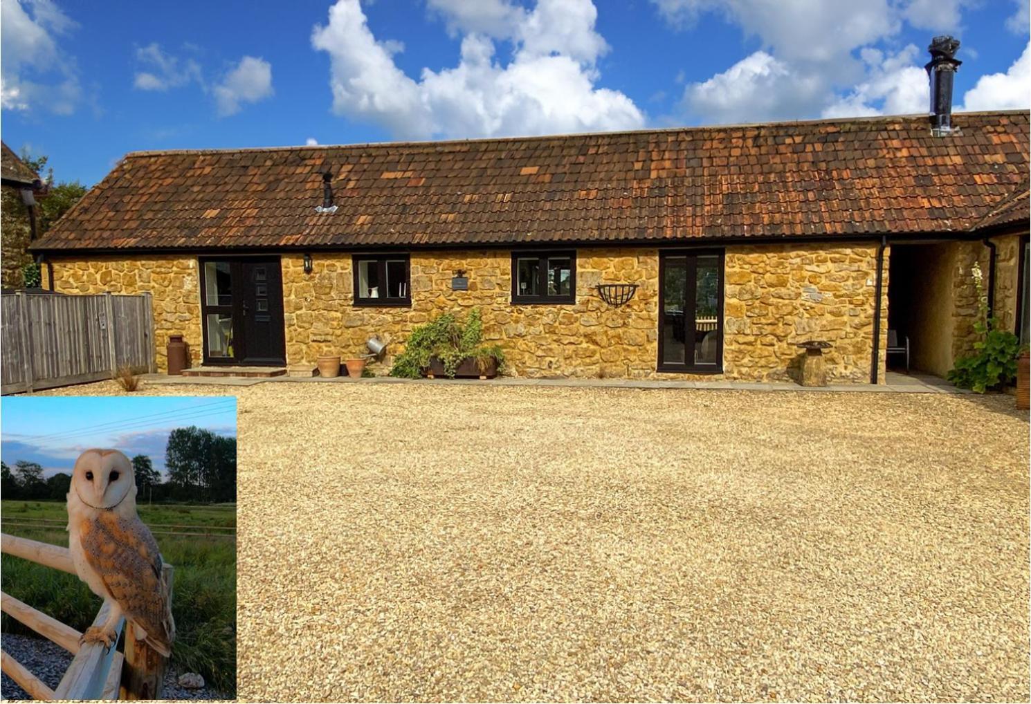 The Udderhouse - Udderly Unforgettable Retreat Villa Donyatt ภายนอก รูปภาพ